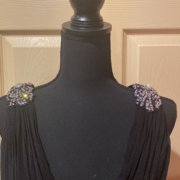 Beyond Division of Jovani Black Dress - Picture 4 of 13